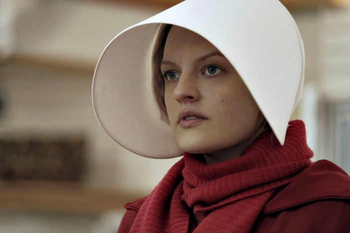 Discussion questions for the handmaid's tale